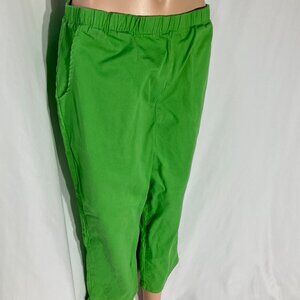 Green Sz Med D&Co Crop/Capri Pants
